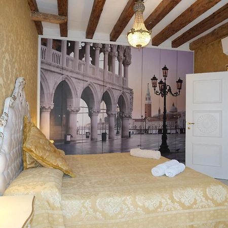 La Residenza Di Carlo Close To Piazza San Marco Venedik Dış mekan fotoğraf